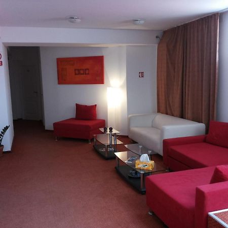 Hotel Oxigen Petroşani Extérieur photo