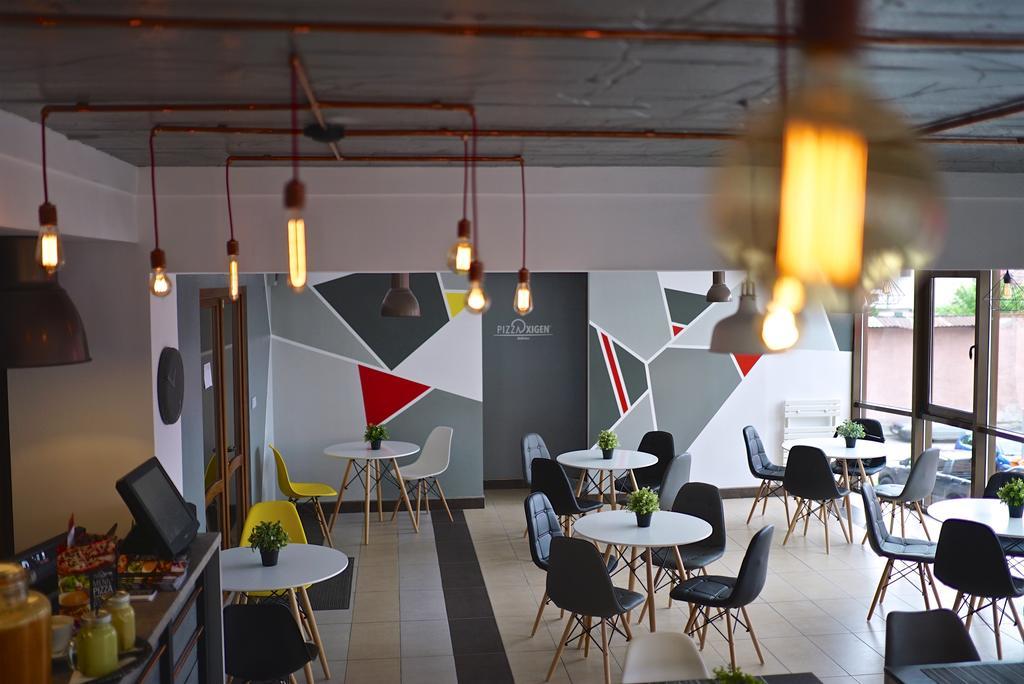 Hotel Oxigen Petroşani Extérieur photo
