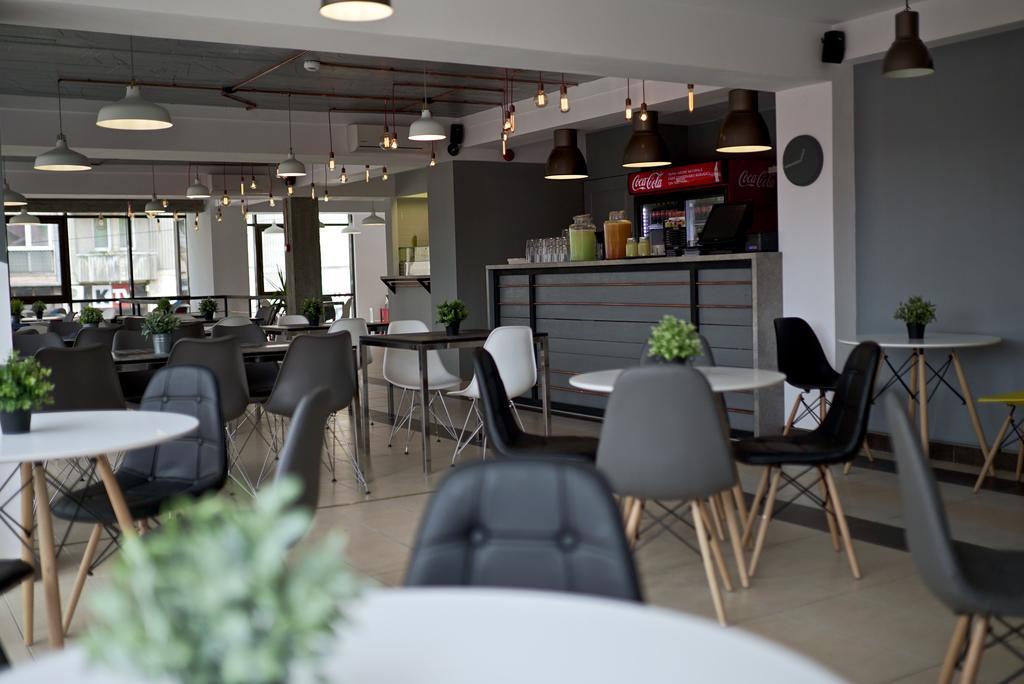 Hotel Oxigen Petroşani Extérieur photo