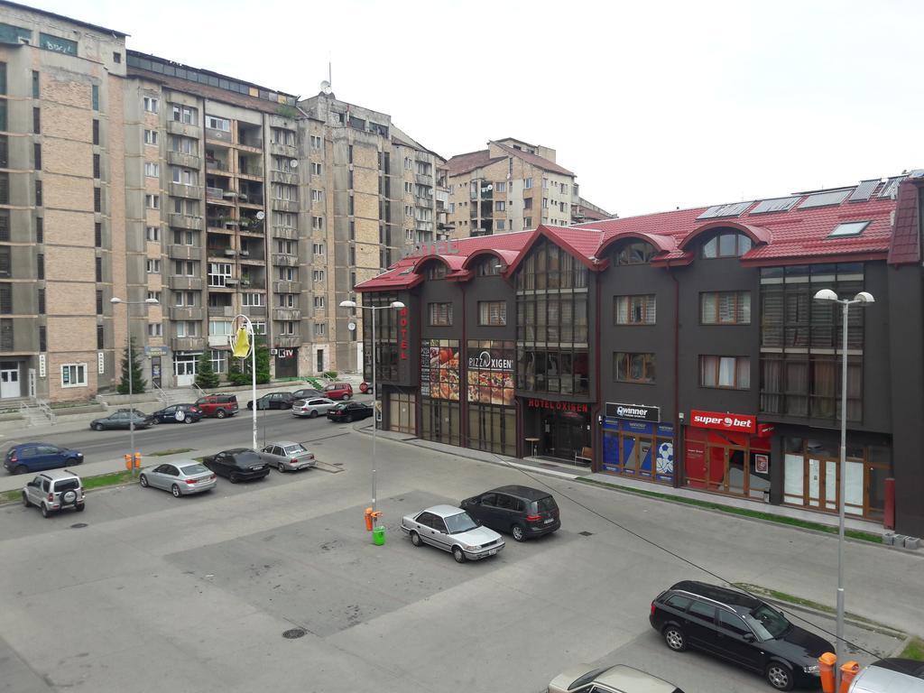 Hotel Oxigen Petroşani Extérieur photo