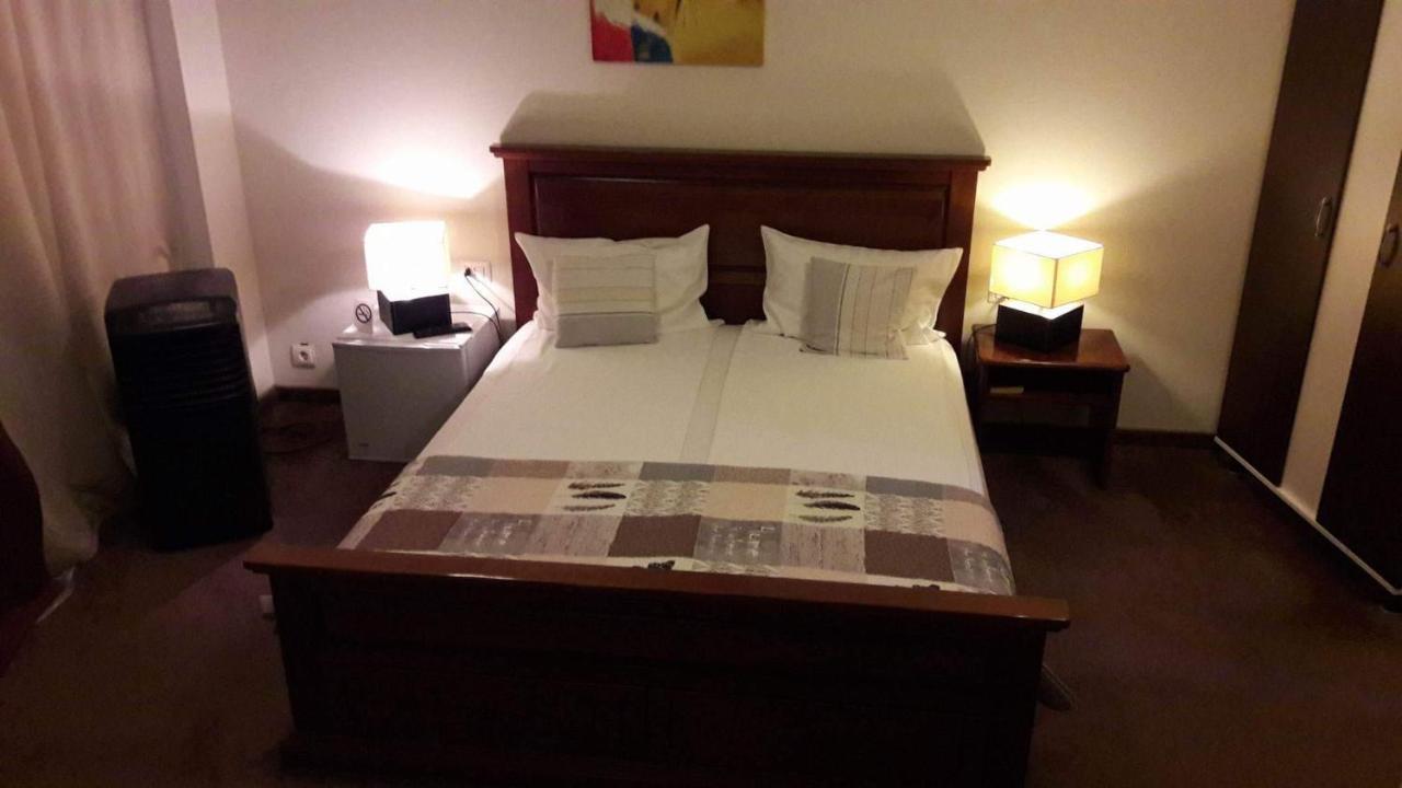 Hotel Oxigen Petroşani Extérieur photo
